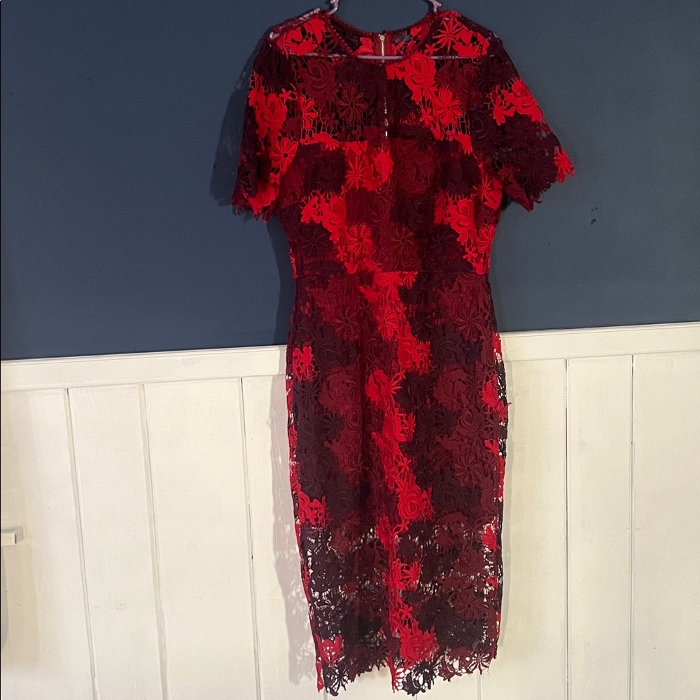 Lulus Elegant red / burgundy crochet Lace overlay Floral Dress sz XL - Picture 2 of 3
